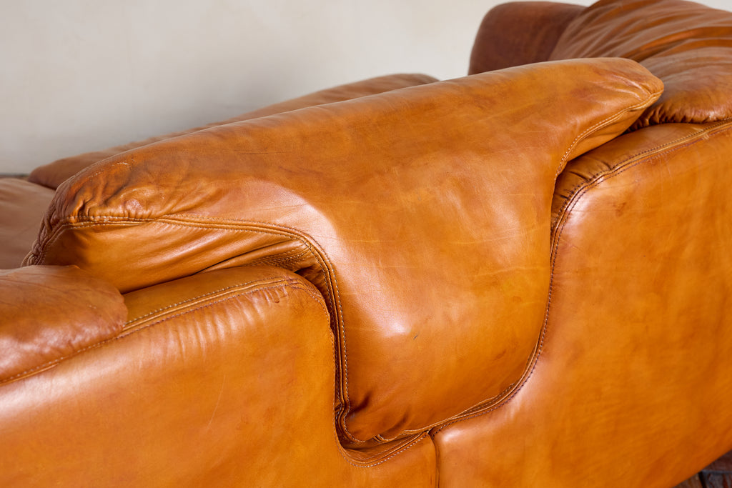 Alberto Rosselli "Confidential" Sofa