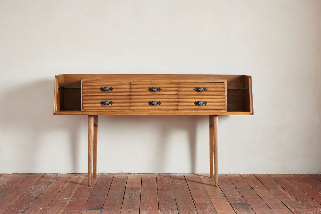 Italian Combed Console