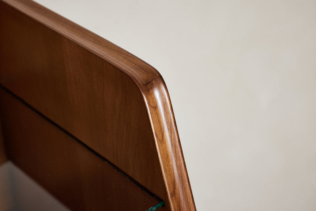 Italian Combed Console