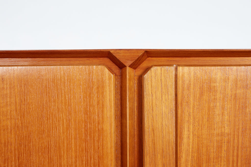 Gigantic cabinet by Galleria Mobili D'Arte - Cantu