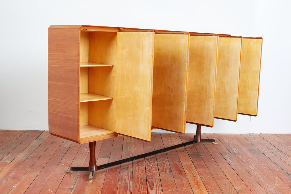 Gigantic cabinet by Galleria Mobili D'Arte - Cantu