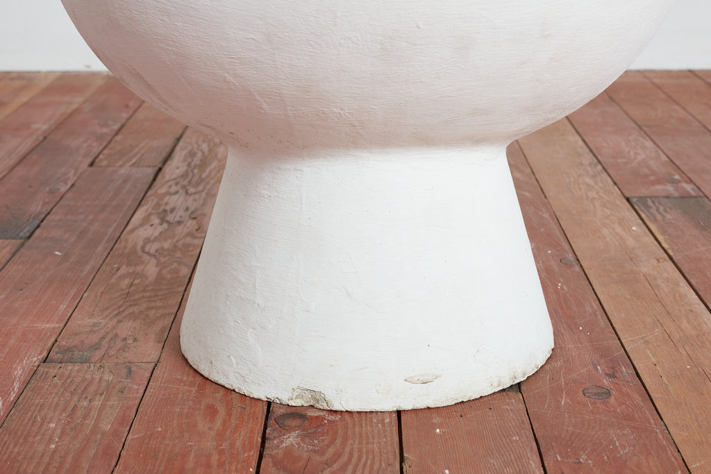 Cement Pod Chair by Willy Guhl