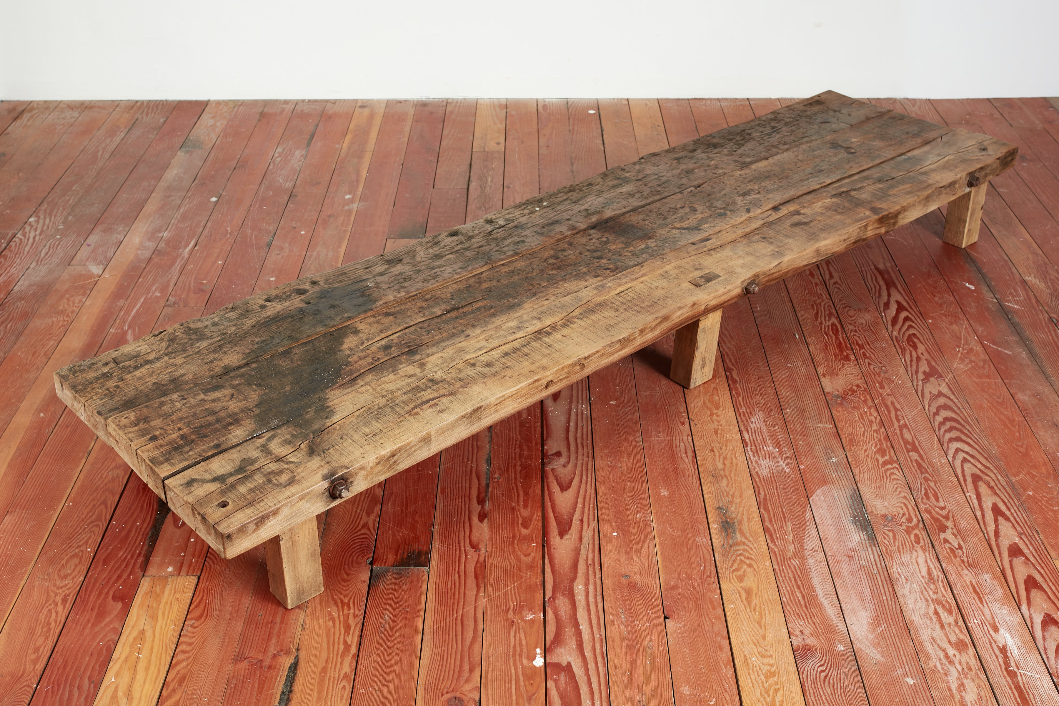 Discover the Timeless Appeal of Primitive Wood Benches