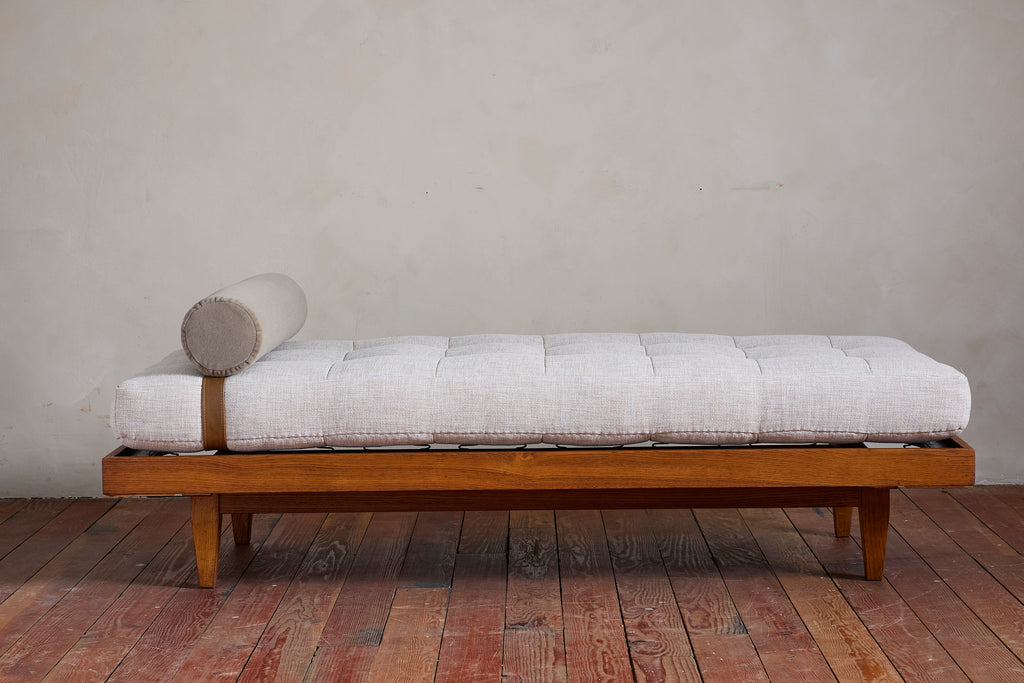 Rene Gabriel Daybed