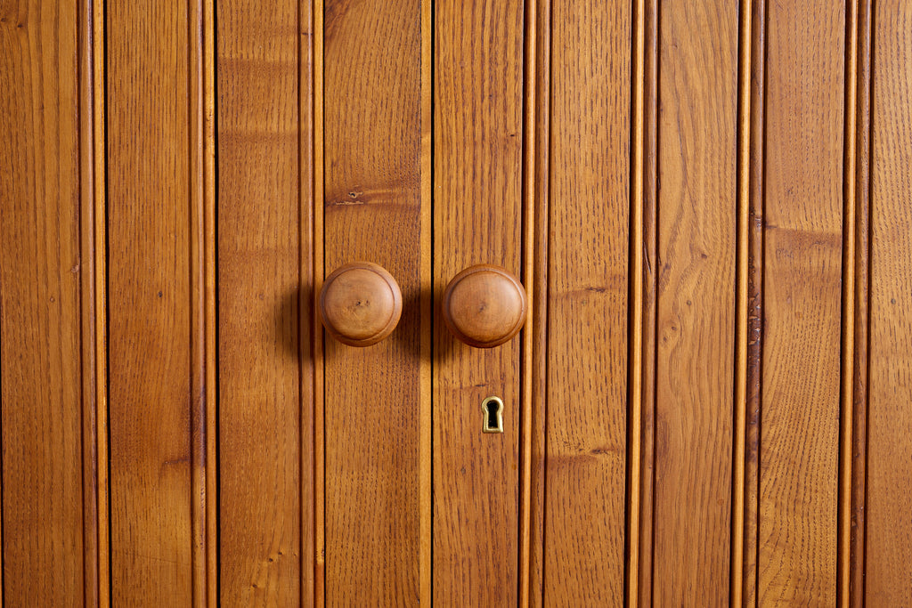 Italian Scalloped Sideboard