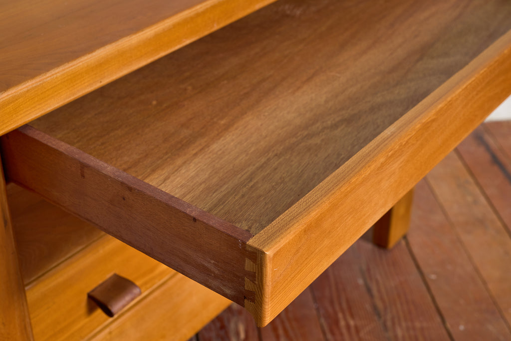 Maison Regain Dresser