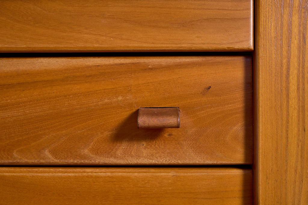 Maison Regain Dresser