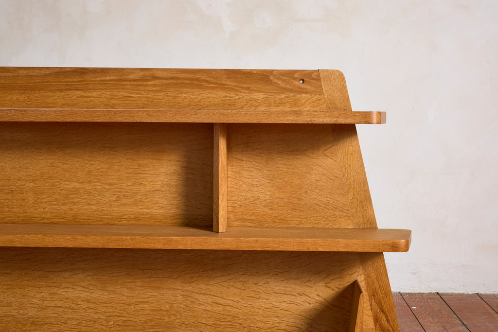 Guillerme et Chambron Bookshelf