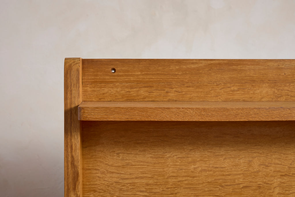 Guillerme et Chambron Bookshelf