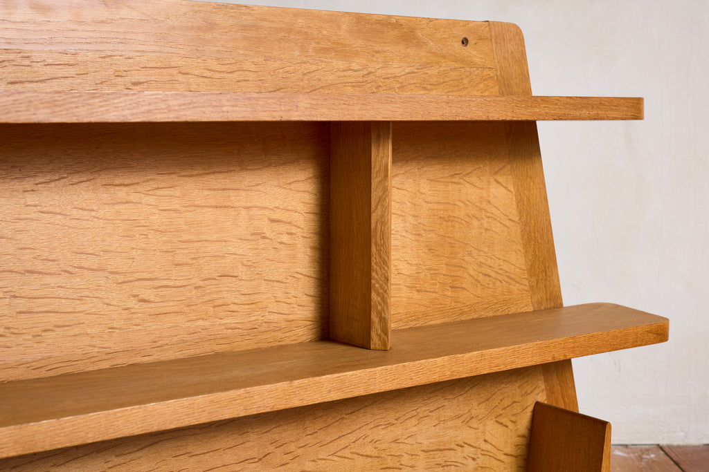 Guillerme et Chambron Bookshelf