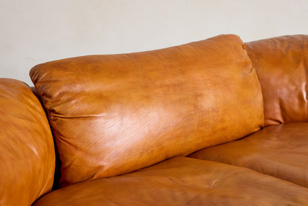 Alberto Rosselli "Confidential" Sofa