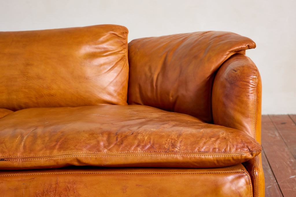 Alberto Rosselli "Confidential" Sofa