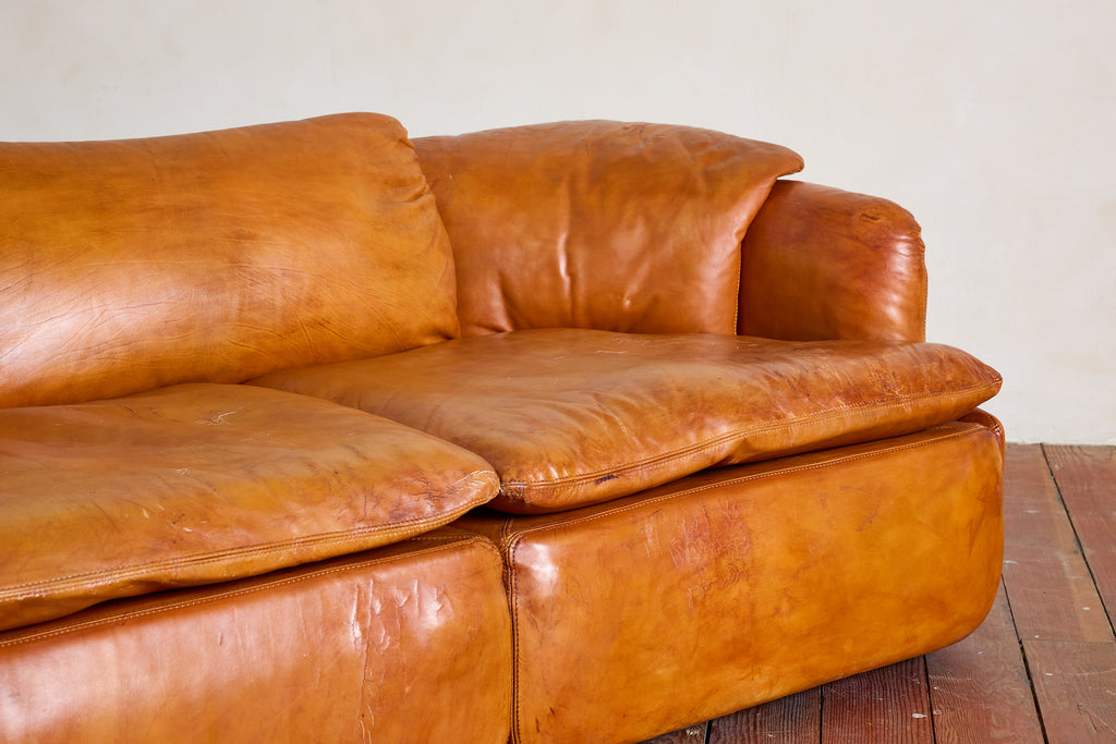 Alberto Rosselli "Confidential" Sofa