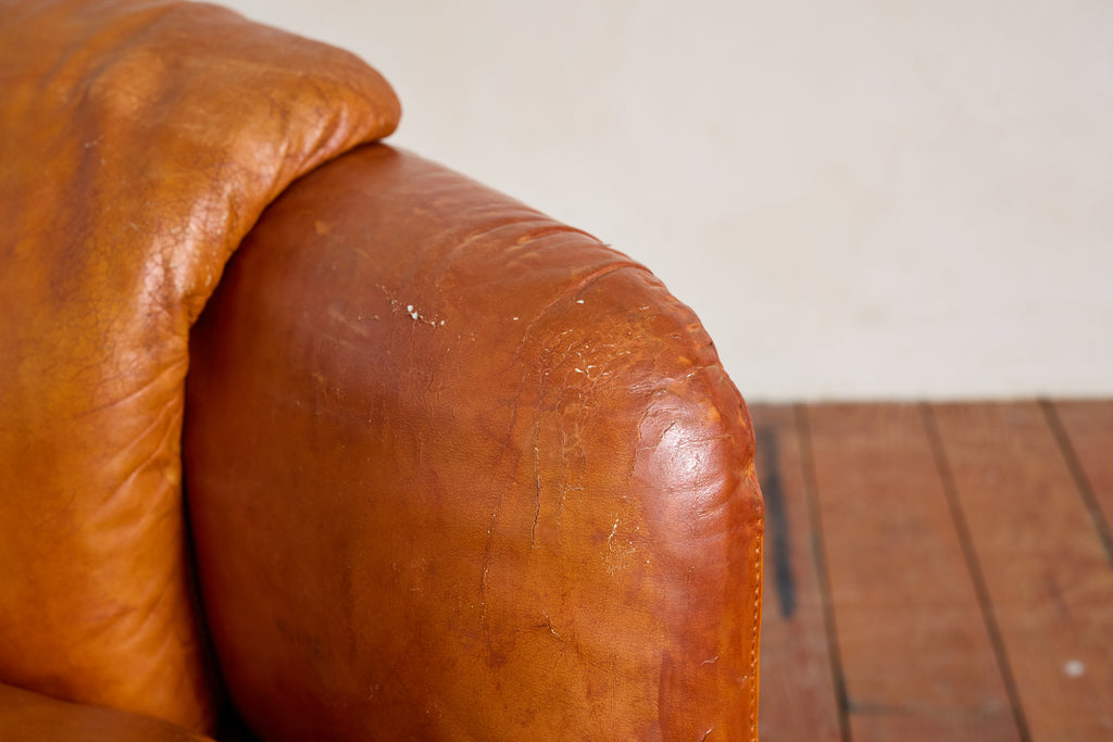 Alberto Rosselli "Confidential" Chair