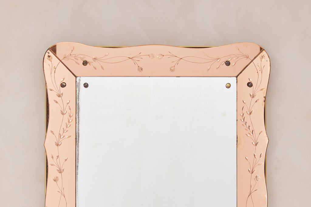 Scalloped Cristal Art Mirror