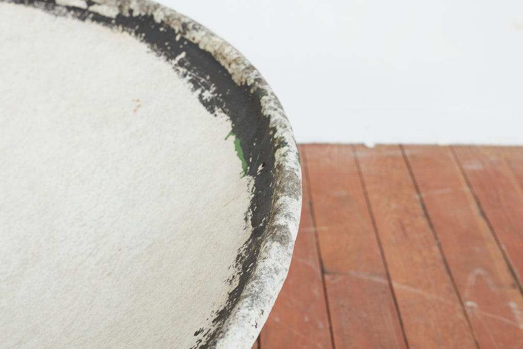 Gigantic Willy Guhl Saucer & Iron Stand