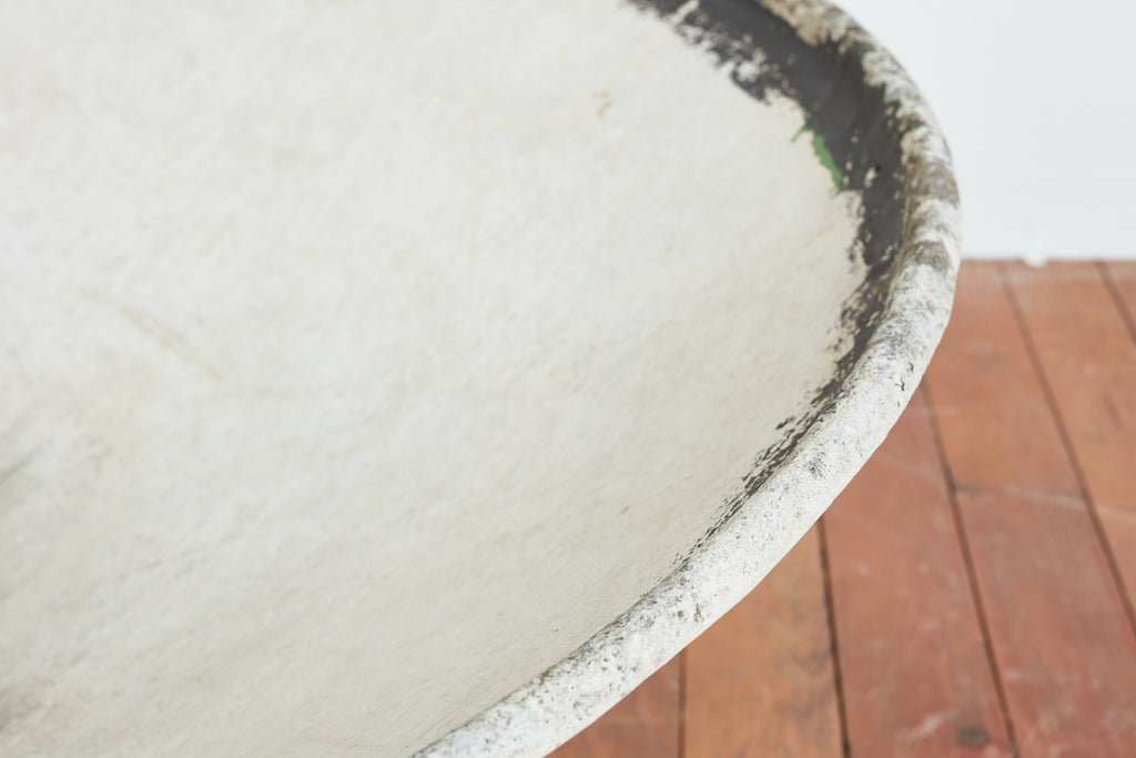 Gigantic Willy Guhl Saucer & Iron Stand