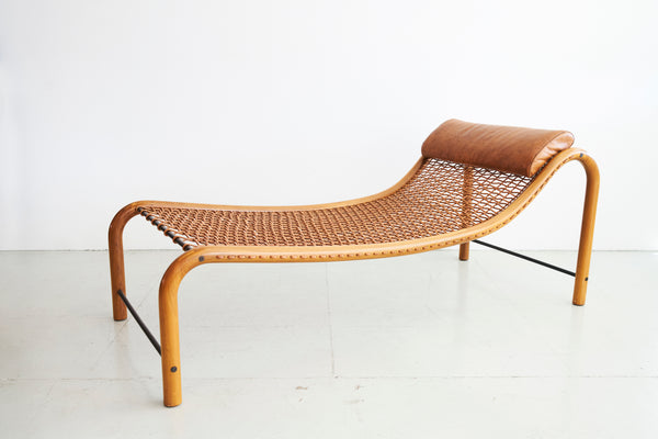 Ab Ovo Chaise Lounge Chair by William Emmerson