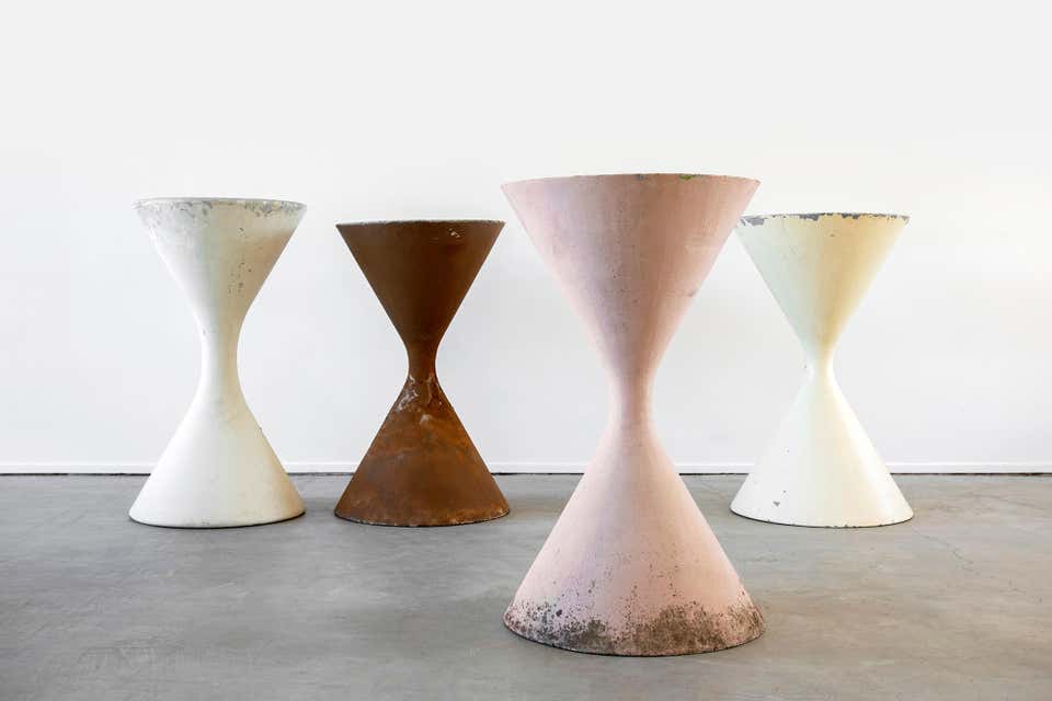 Large Willy Guhl Hourglass Planter