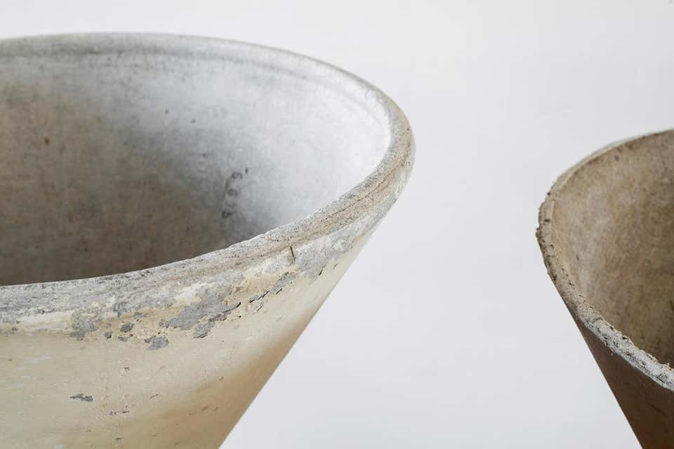 Large Willy Guhl Hourglass Planter