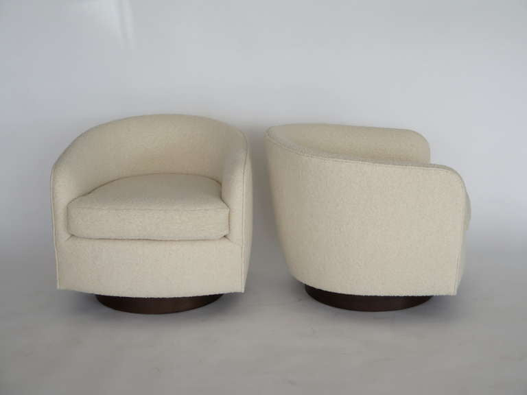 Pair of Milo Baughman Style Swivel Chairs