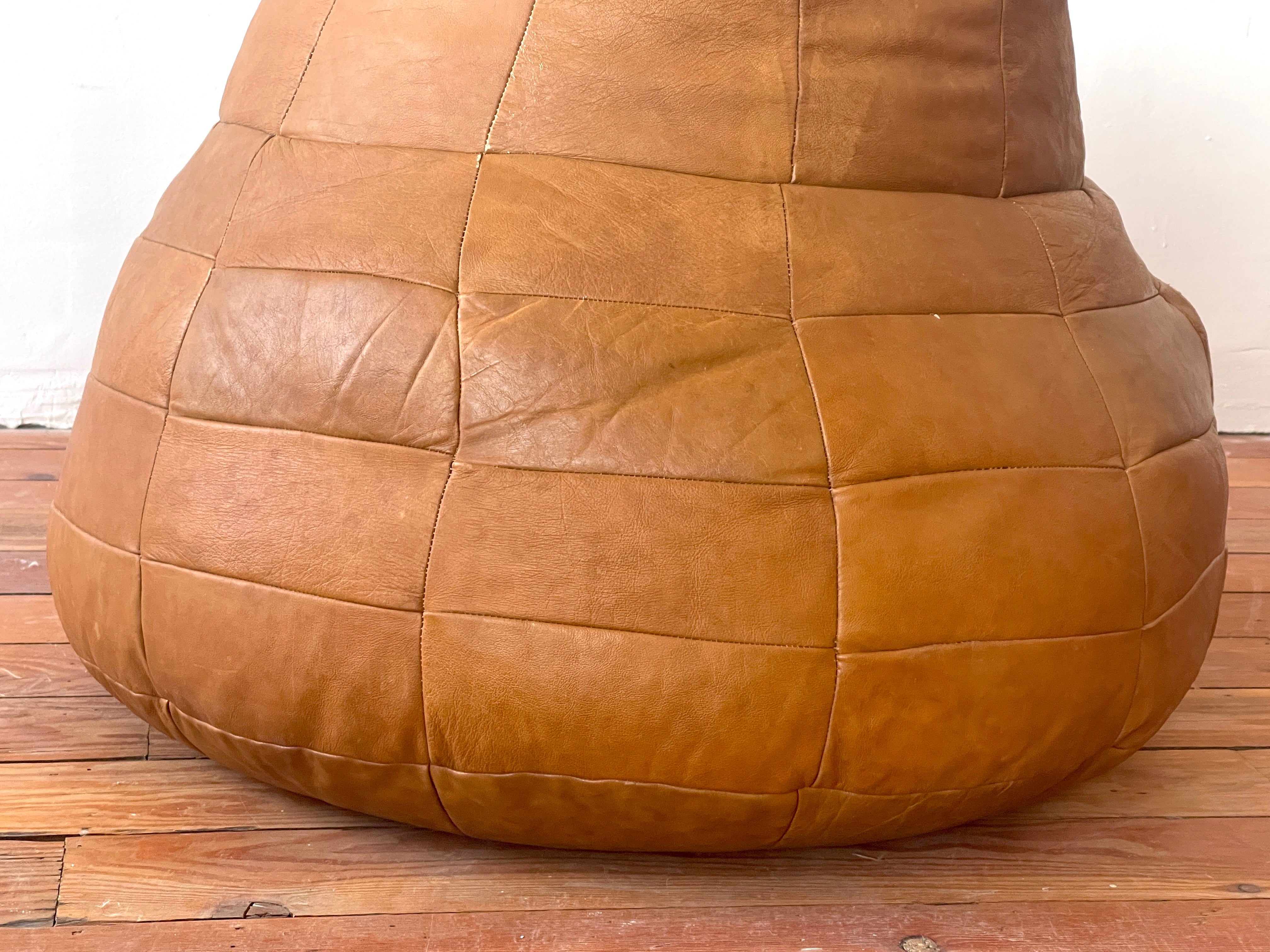Mollismoons Lounger Bean Bag Sofa Bean Bag Leather Bean Bag Chair Bean Bag  for Best Bean Bag Very Attractive and Best Faux Leather Bean Bag (XXL, Dark  Brown) : Amazon.in: Home &