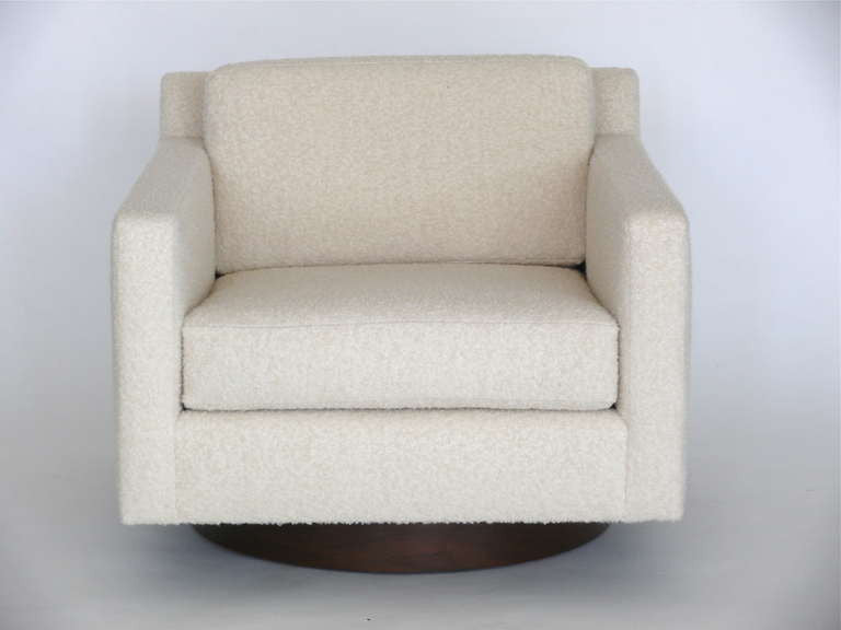 Pair of Milo Baughman Style Swivel Chairs